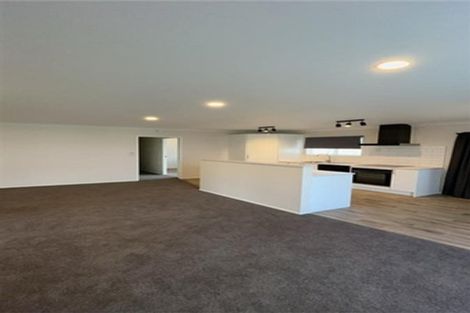 Photo of property in 34 Sequoia Crescent, Owhata, Rotorua, 3010