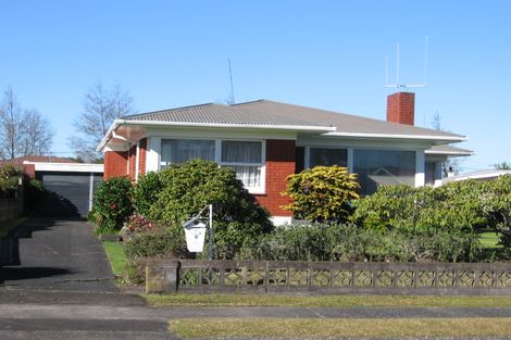 Photo of property in 8 Bowen Place, St Andrews, Hamilton, 3200