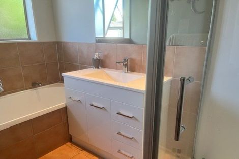 Photo of property in 2/31 Galvan Avenue, Sunnyhills, Auckland, 2010