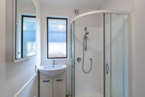 Photo of property in 2/900a Mount Eden Road, Three Kings, Auckland, 1024