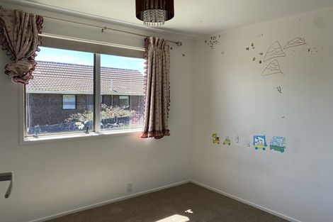 Photo of property in 7 Lewisham Street, Highland Park, Auckland, 2010