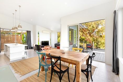 Photo of property in 16 George Street, Surfdale, Waiheke Island, 1081