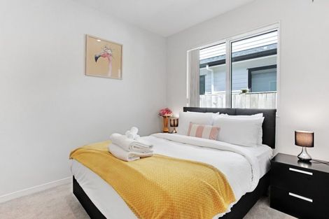 Photo of property in 20 Thomas Rielly Avenue, Hobsonville, Auckland, 0616