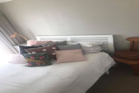 Photo of property in 14 Kilkenny Place, Fitzherbert, Palmerston North, 4410