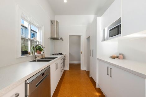 Photo of property in 81 Knowles Street, St Albans, Christchurch, 8052