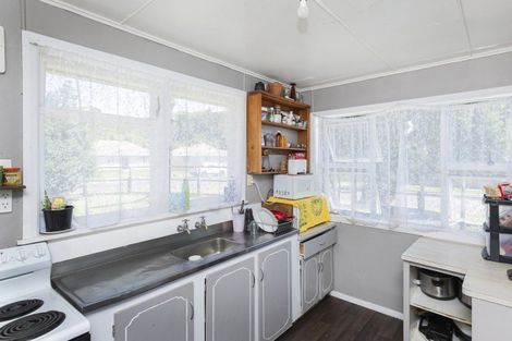 Photo of property in 24 Glasgow Crescent, Kaiti, Gisborne, 4010