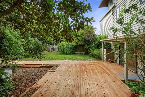 Photo of property in 8 Nepal Place, Khandallah, Wellington, 6035