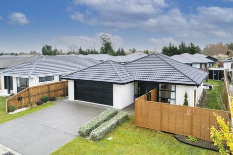 Photo of property in 30 Quinn Crescent, Woodend, 7610