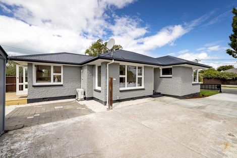 Photo of property in 15 Vancouver Crescent, Wainoni, Christchurch, 8061