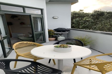 Photo of property in 566n Adelaide Road, Berhampore, Wellington, 6023