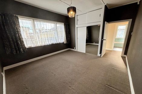 Photo of property in 25 Beach Road, Pahurehure, Papakura, 2113