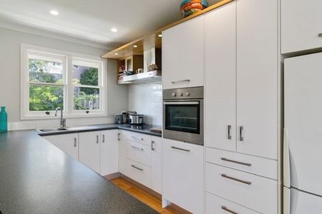 Photo of property in 38 Omokoroa Road, Omokoroa, 3114