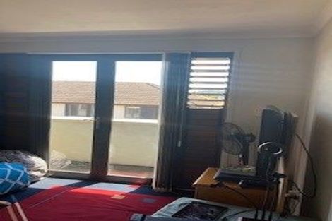 Photo of property in 11 Greenbough Lane, Greenhithe, Auckland, 0632