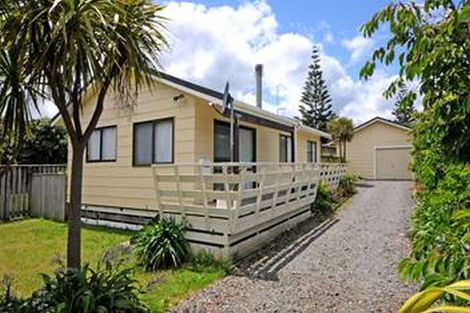 Photo of property in 36 Rodney Avenue, Te Horo Beach, Otaki, 5581