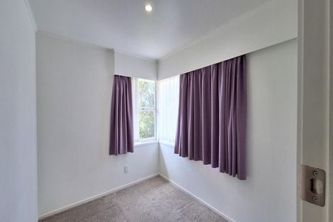 Photo of property in 64 Mcfadzean Drive, Blockhouse Bay, Auckland, 0600