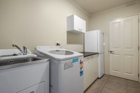 Photo of property in 5 Willowside Place, Amberley, 7410