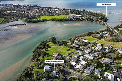 Photo of property in 40 Pohutukawa Avenue, Red Beach, 0932