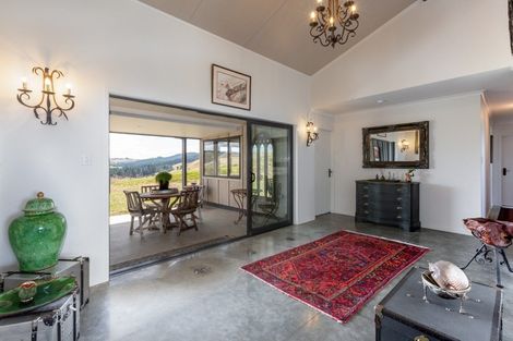 Photo of property in 1290 Taihape Road, Sherenden, Hastings, 4179