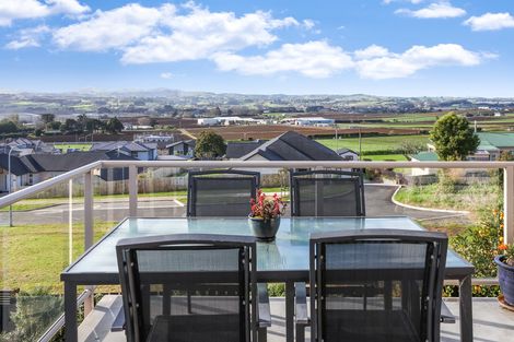 Photo of property in 6 Tremen Place, Pukekohe, 2120