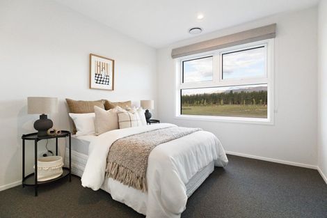 Photo of property in 77 Stone Drive, Cromwell, 9384