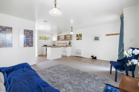 Photo of property in 16b Beauchamp Street, Tawa, Wellington, 5028