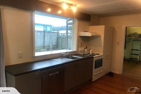Photo of property in 46 Rawhiti Street, Stokes Valley, Lower Hutt, 5019