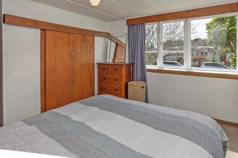 Photo of property in 14 Cornwall Street, Brooklands, New Plymouth, 4310