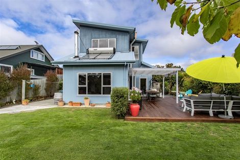 Photo of property in 7 Monks Parade, The Pines Beach, 7630