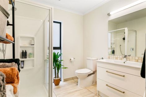 Photo of property in 12 Pheasant Lane, Hobsonville, Auckland, 0616