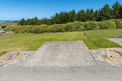 Photo of property in 7 Knoyle Road, Riversdale Beach, Masterton, 5872