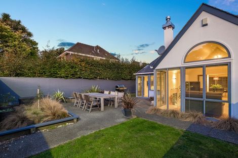 Photo of property in 1 Manuka Avenue, Woburn, Lower Hutt, 5010