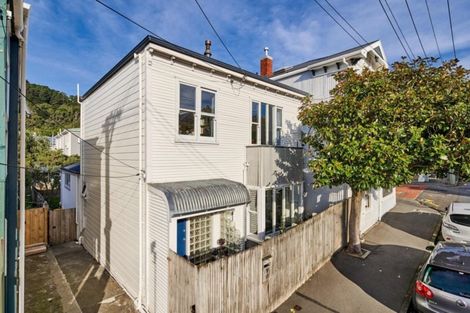 Photo of property in 57 Brougham Street, Mount Victoria, Wellington, 6011