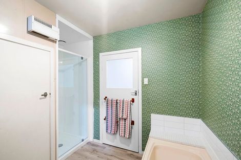 Photo of property in 74 Waimakariri Road, Harewood, Christchurch, 8051