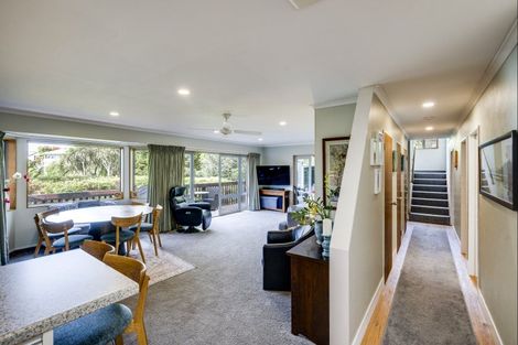 Photo of property in 16 Lucknow Terrace, Hospital Hill, Napier, 4110