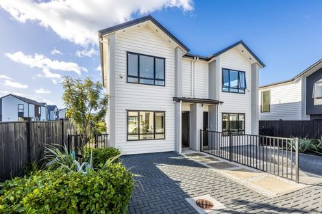 Photo of property in 22b Lumbarda Drive, Kumeu, 0810