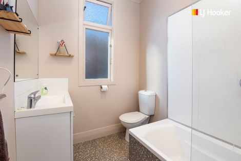 Photo of property in 16 Larkworthy Street, Saint Kilda, Dunedin, 9012