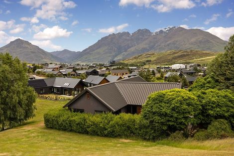 Photo of property in 15 Skye Lane, Jacks Point, Queenstown, 9371
