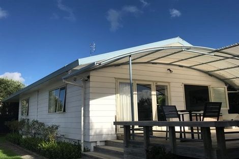 Photo of property in 1a Gazelle Avenue, Beach Haven, Auckland, 0626