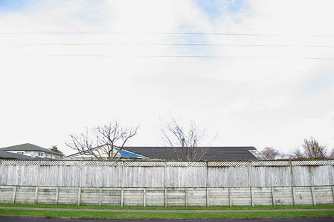 Photo of property in 9 Karina Road, Merrilands, New Plymouth, 4312