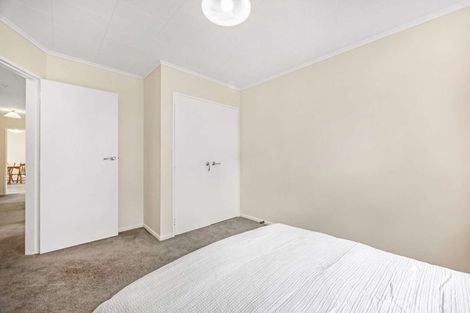 Photo of property in 142 Holborn Drive, Stokes Valley, Lower Hutt, 5019