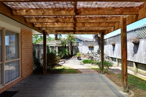 Photo of property in 2 Rochester Place, Nawton, Hamilton, 3200