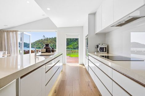 Photo of property in 878 Matapouri Road, Matapouri, Whangarei, 0173