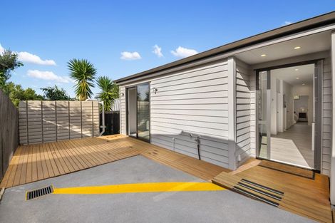 Photo of property in 14a Riserra Drive, Ranui, Auckland, 0612