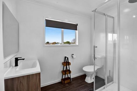 Photo of property in 36 Tawhiti Road, Hawera, 4610