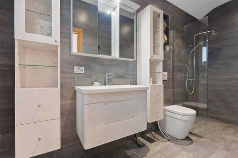 Photo of property in 158 North Avon Road, Richmond, Christchurch, 8013