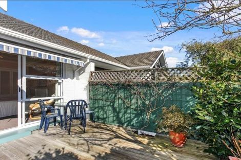 Photo of property in 1/9a Straven Road, Riccarton, Christchurch, 8011