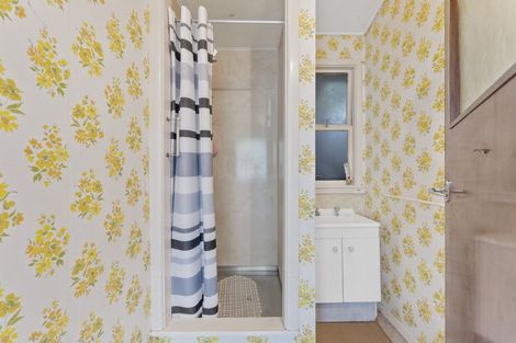 Photo of property in 16 Arthur Crescent, Waikawa, Picton, 7220