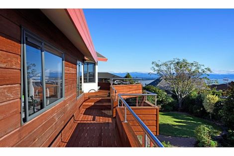Photo of property in 327 Princes Drive, Britannia Heights, Nelson, 7010
