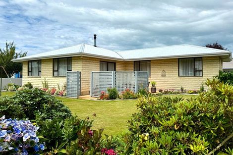 Photo of property in 124 Richard Pearse Drive, Temuka, 7920