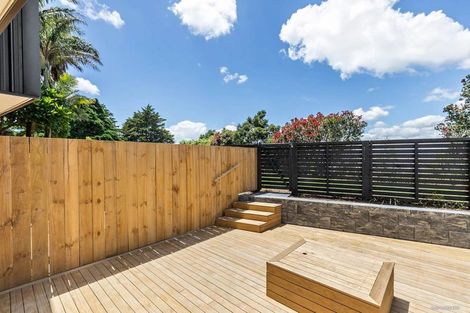 Photo of property in 6/24 Carnoustie Drive, Wattle Downs, Auckland, 2103